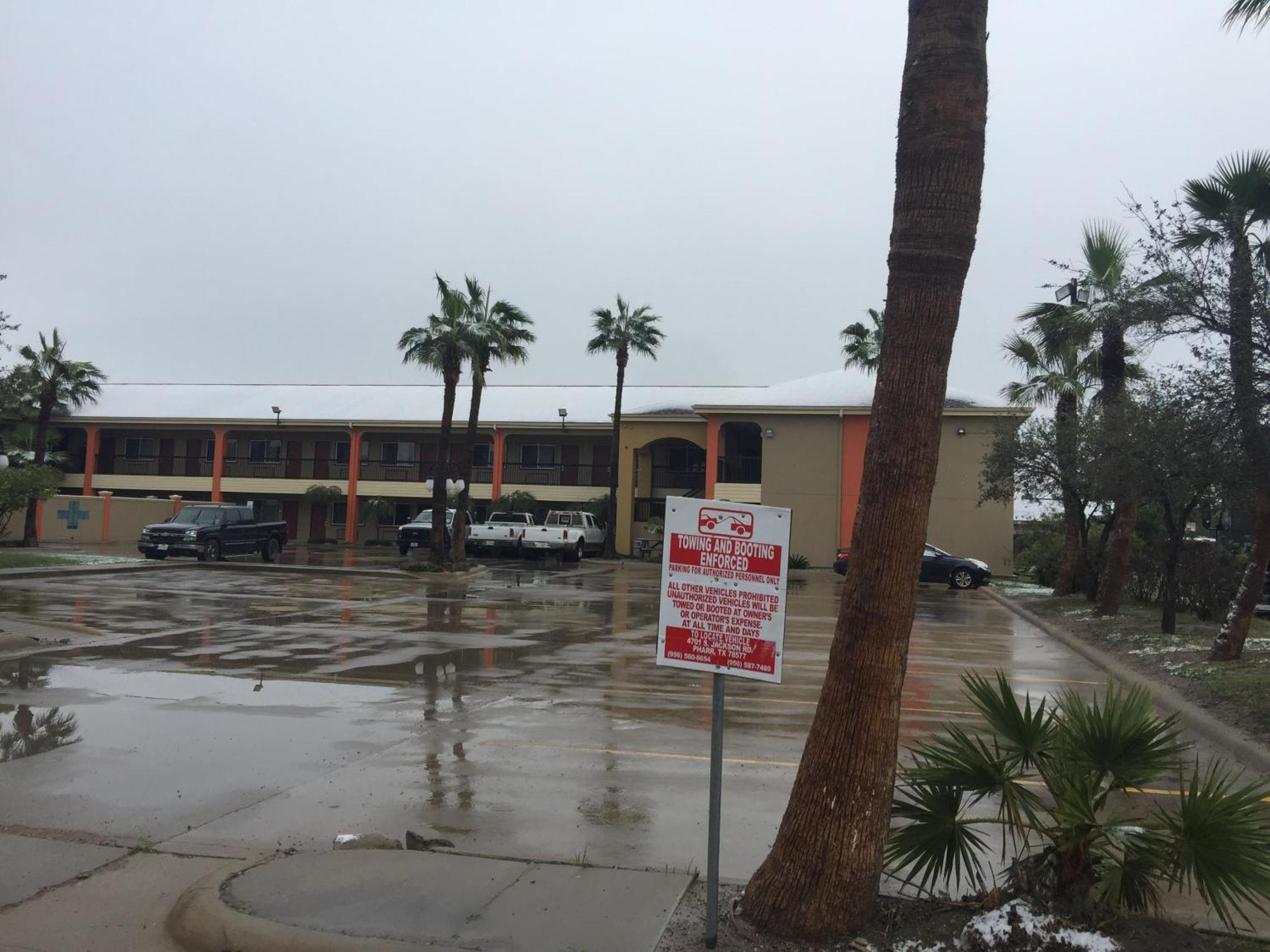 Texas Inn And Suites City Center At University Dr. Edinburg Luaran gambar