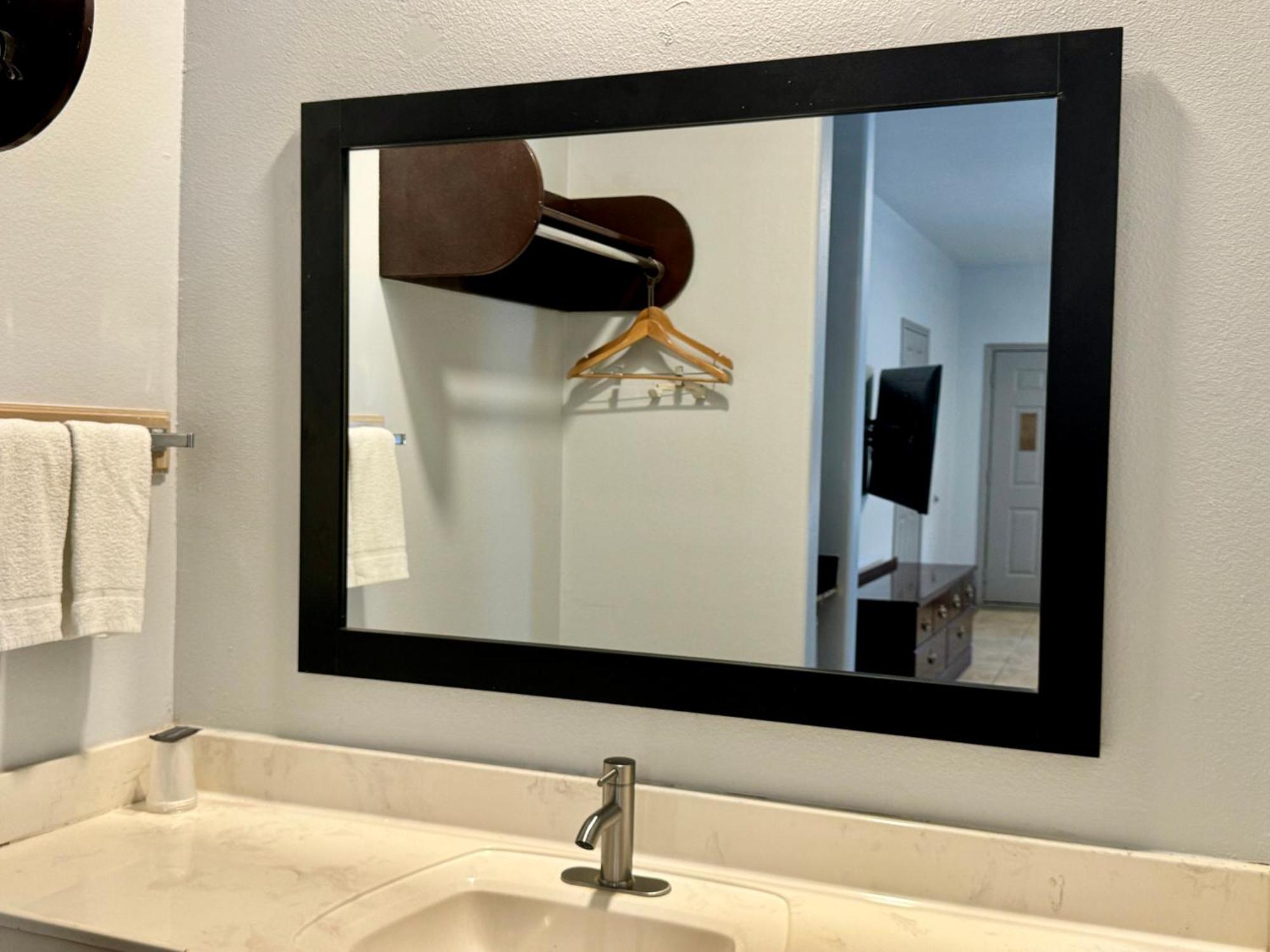 Texas Inn And Suites City Center At University Dr. Edinburg Luaran gambar