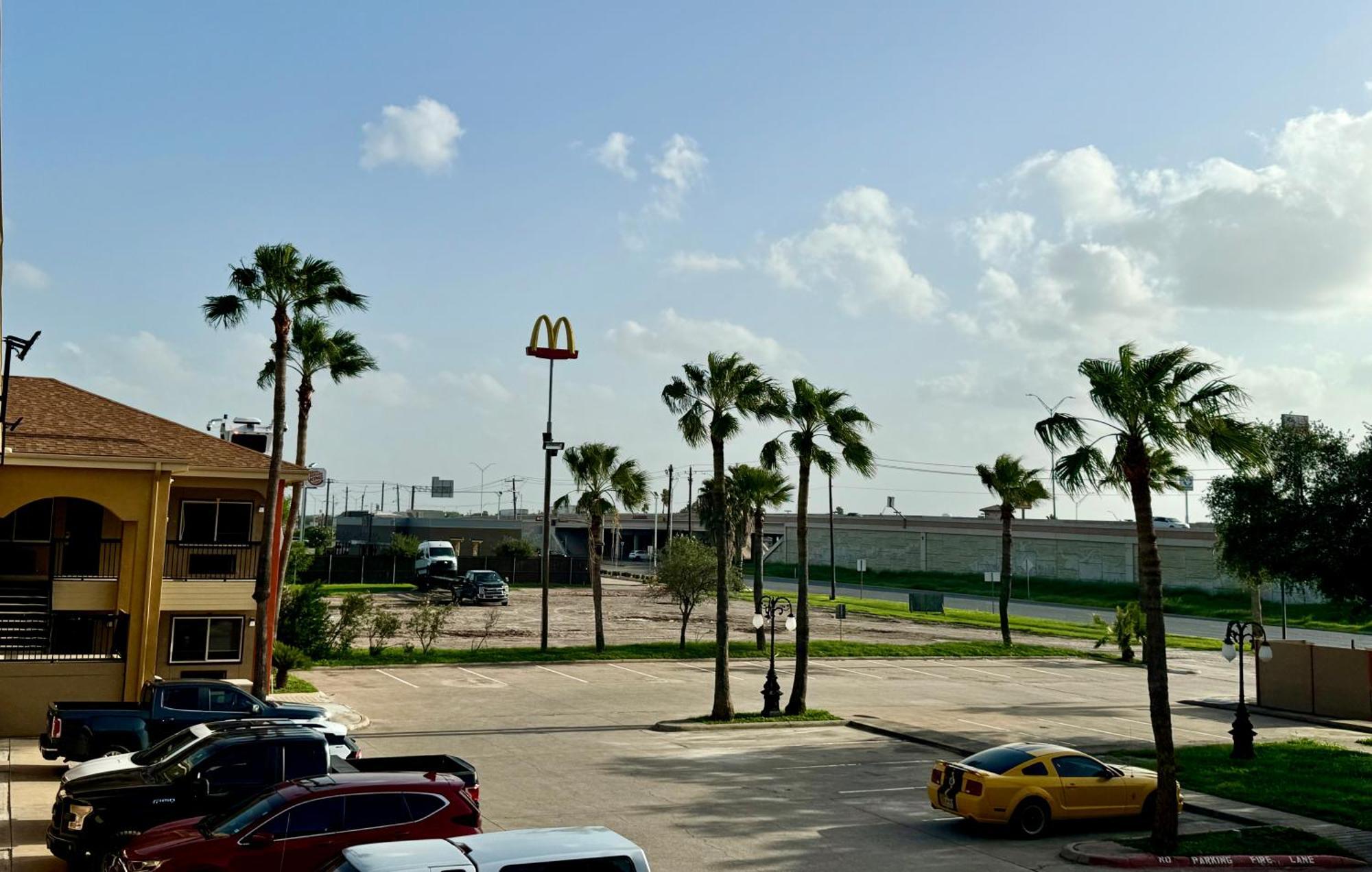 Texas Inn And Suites City Center At University Dr. Edinburg Luaran gambar