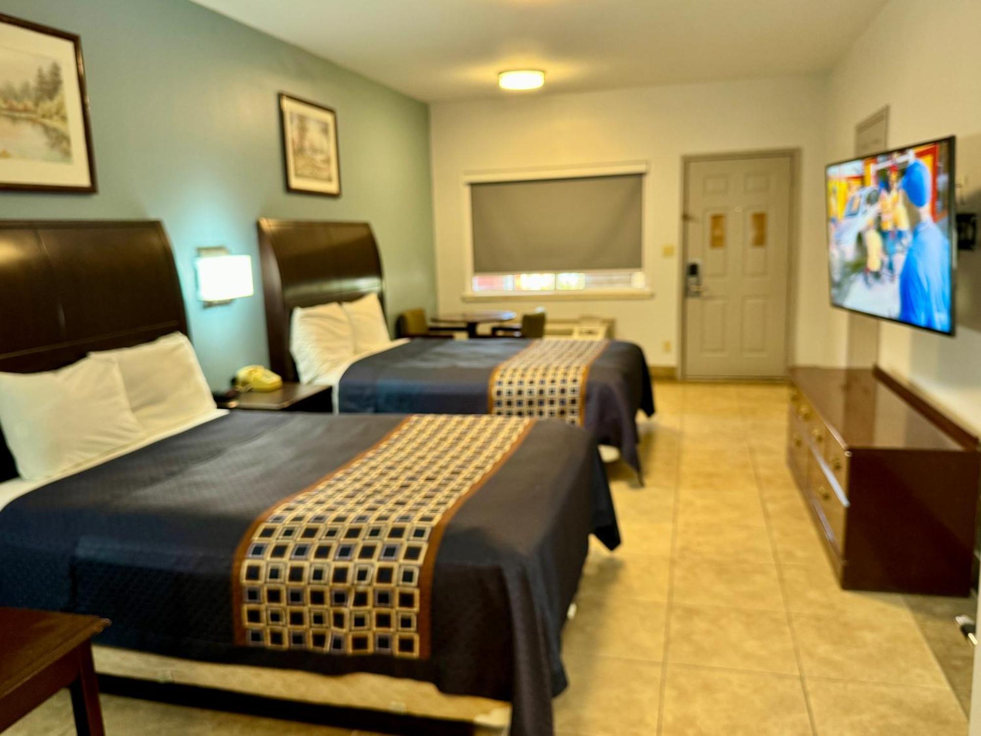 Texas Inn And Suites City Center At University Dr. Edinburg Luaran gambar
