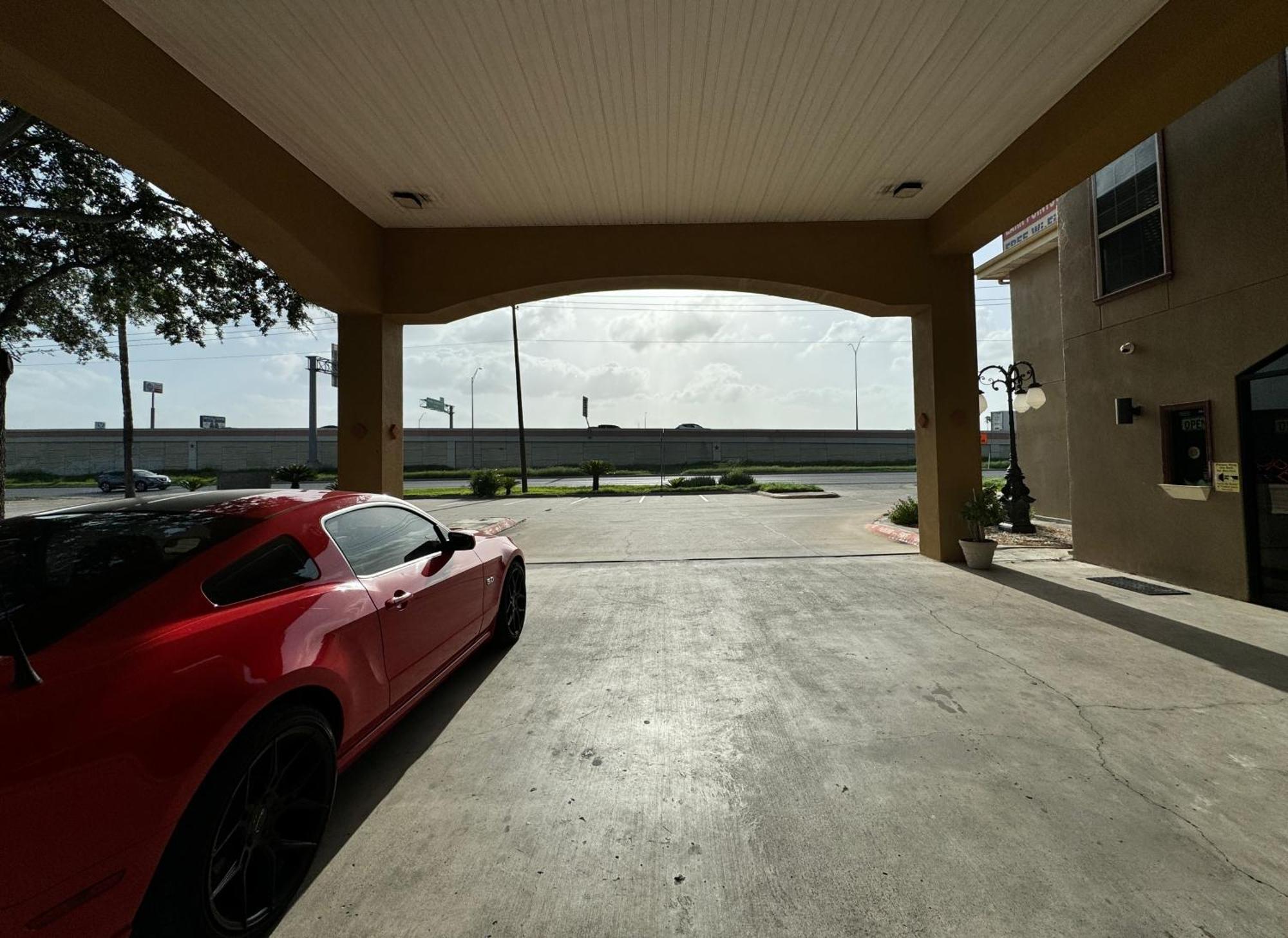 Texas Inn And Suites City Center At University Dr. Edinburg Luaran gambar