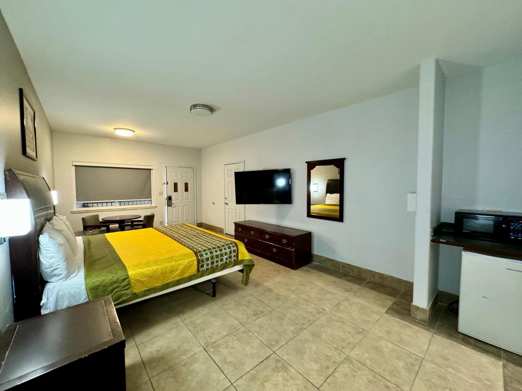 Texas Inn And Suites City Center At University Dr. Edinburg Luaran gambar