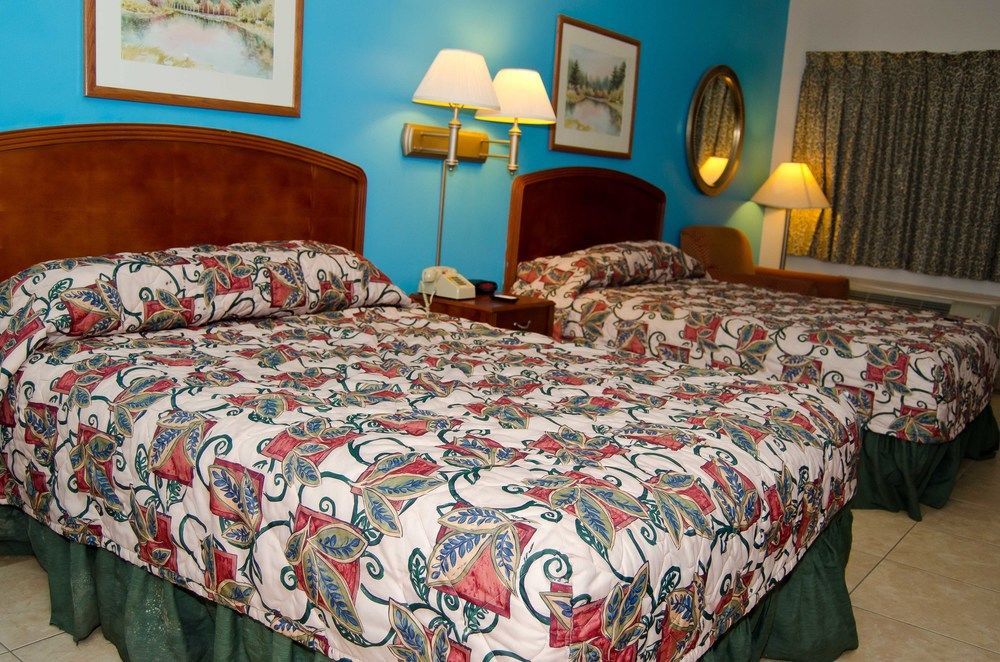 Texas Inn And Suites City Center At University Dr. Edinburg Luaran gambar