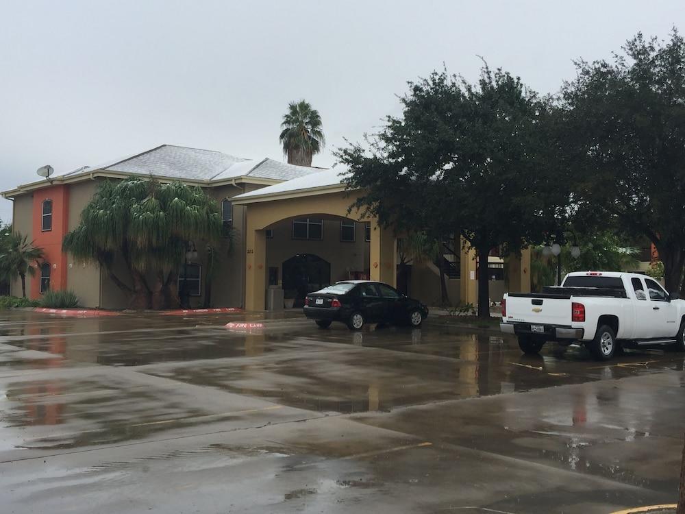 Texas Inn And Suites City Center At University Dr. Edinburg Luaran gambar