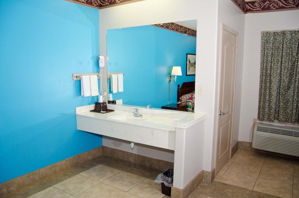 Texas Inn And Suites City Center At University Dr. Edinburg Luaran gambar